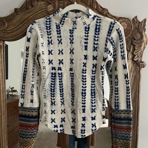 Free people top.Like new only wore one time